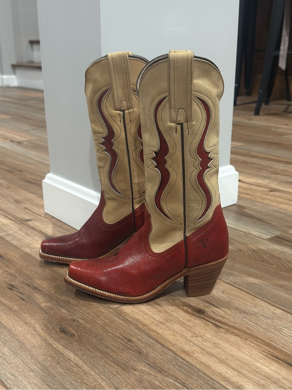 FRYE Vintage 1970s Red Genuine Lizard Tan Leather Western Cowboy Boots | Sz 5.5